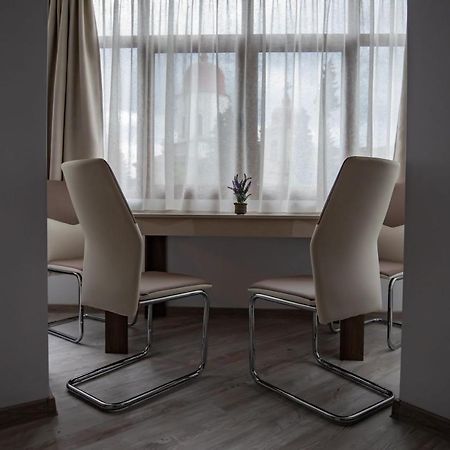 Apartament Natalia Tirgu Ocna Bagian luar foto