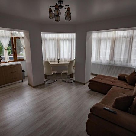 Apartament Natalia Tirgu Ocna Bagian luar foto